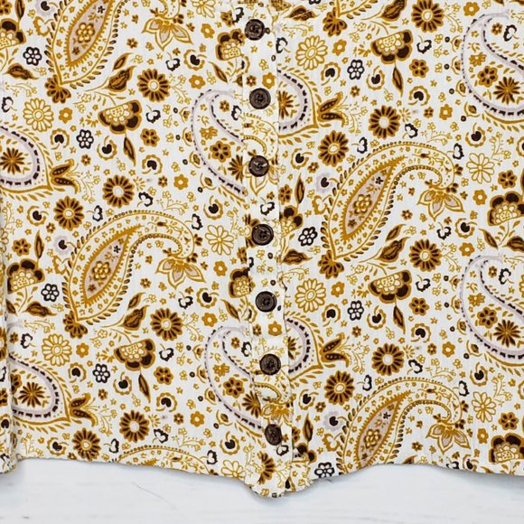 Shyanne Floral Button Front Ruffle Sleeve Crop Top - Picture 8 of 9